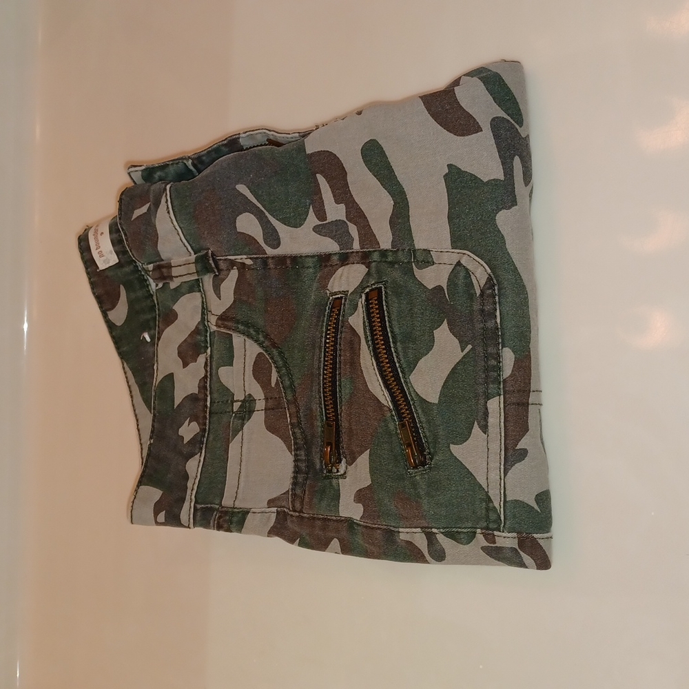 Camouflage pants